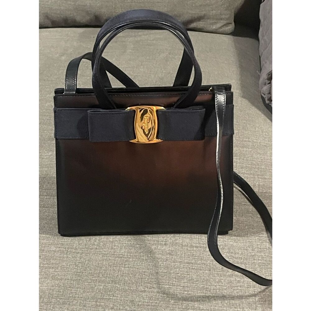 Salvatore Ferragamo Bow Leather Tote Black Gold Hardware Top Handle Crossbody - Picture 10 of 10
